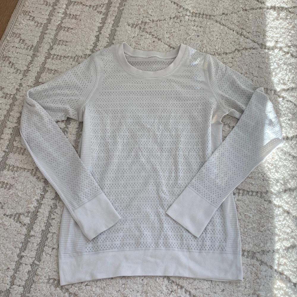 Lululemon Long Sleeve Size 4